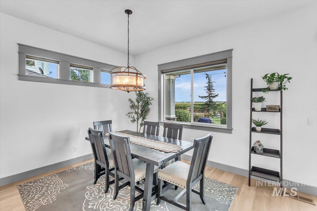 7811 W Corinthia St Property Photo 14