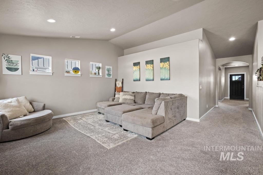 2308 W Coneflower St. Property Photo 6