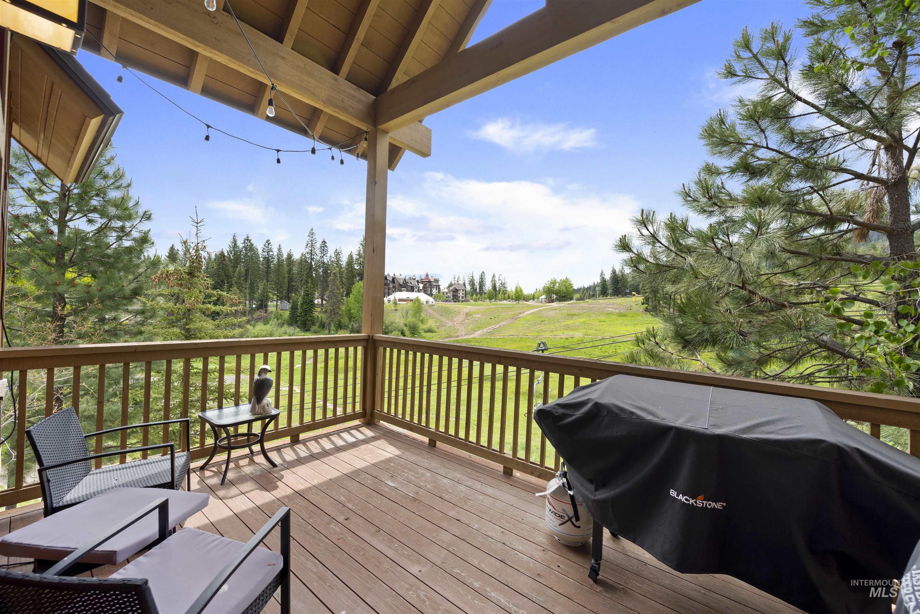 55 Golden Bar Court Property Photo 4