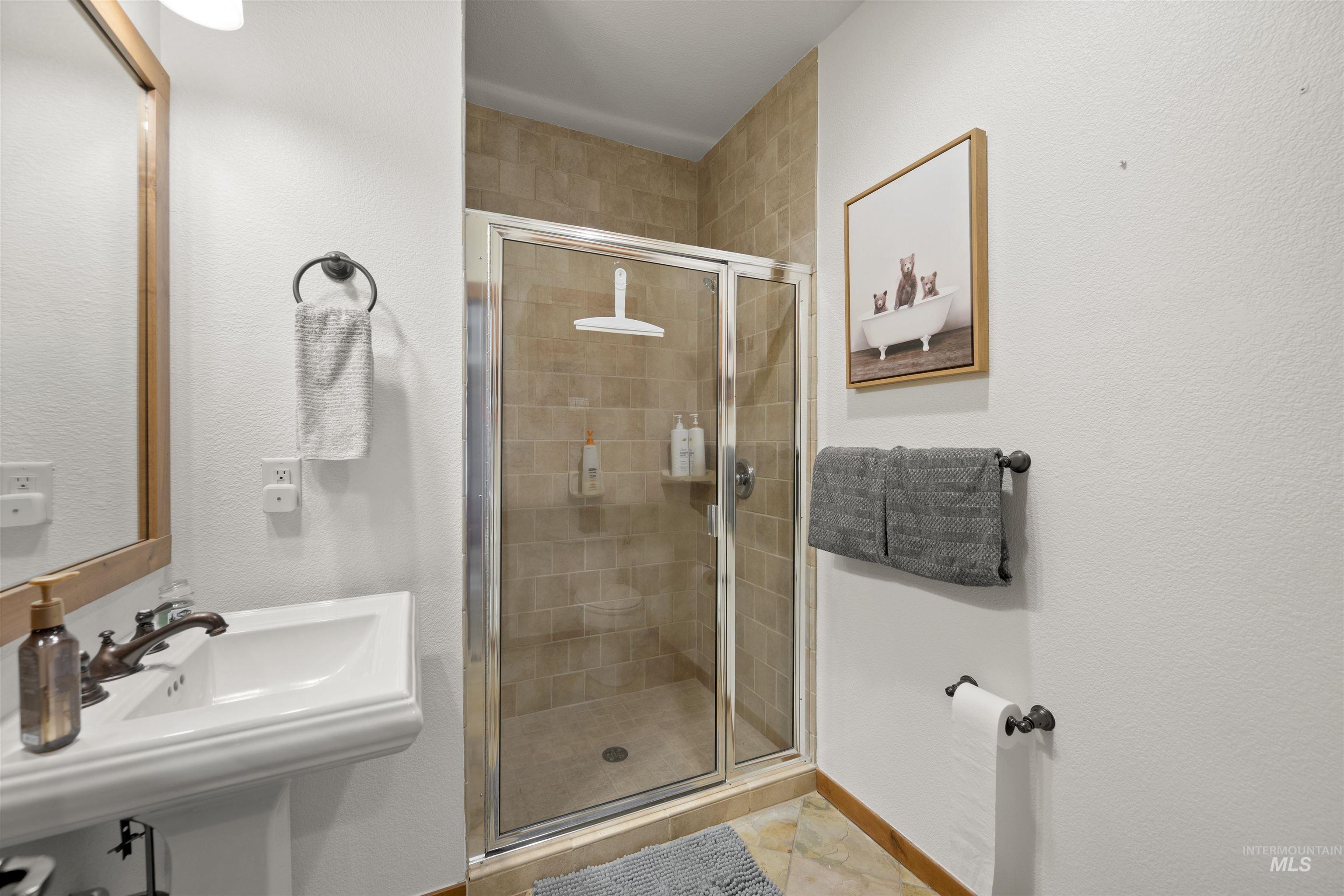 55 Golden Bar Court Property Photo 9