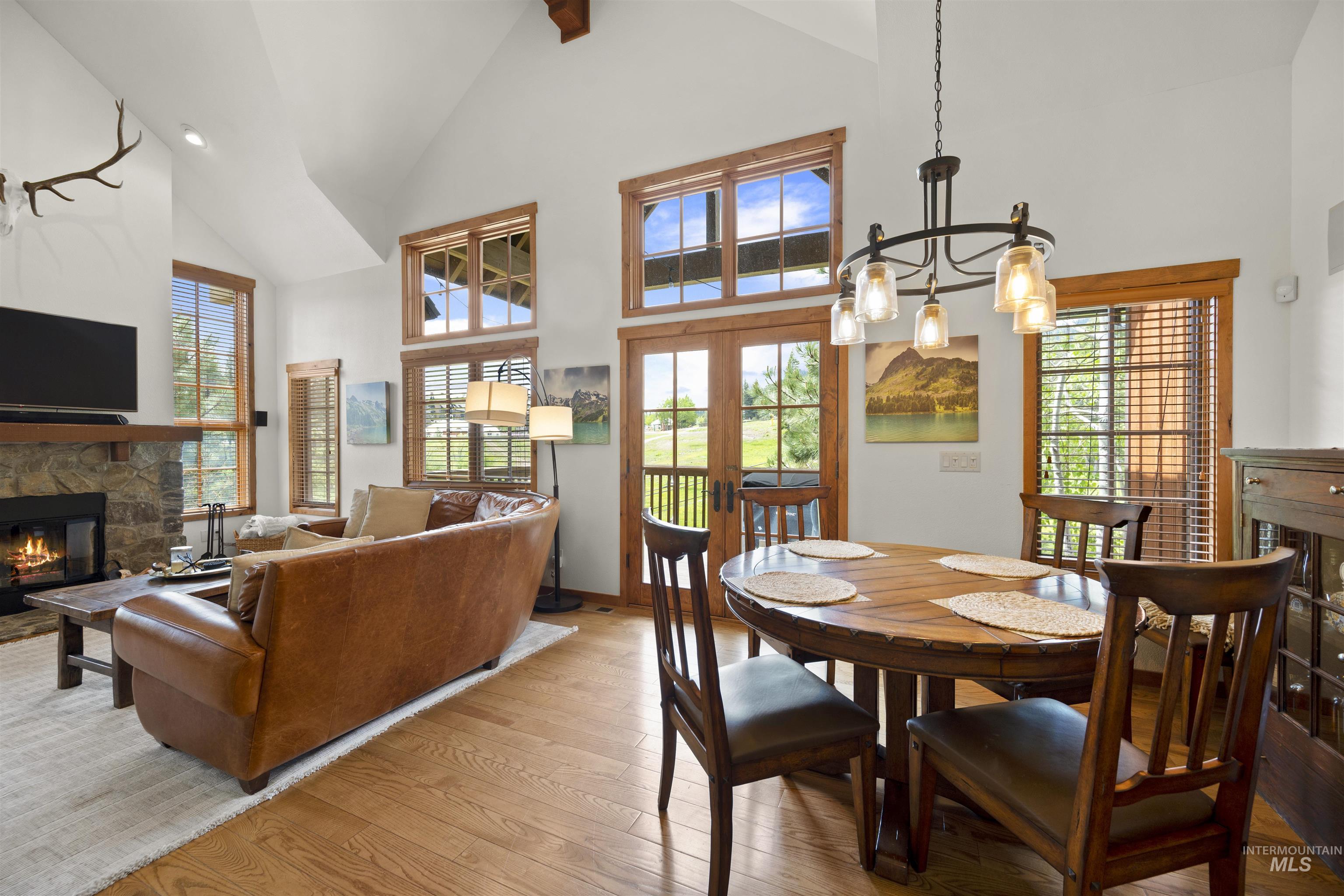 55 Golden Bar Court Property Photo 15