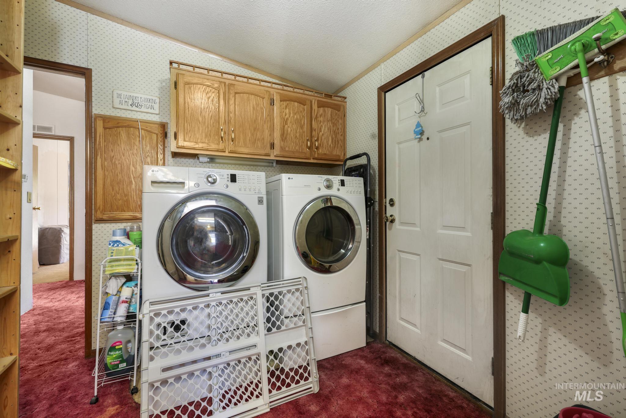 192 W Caswell Property Photo 13