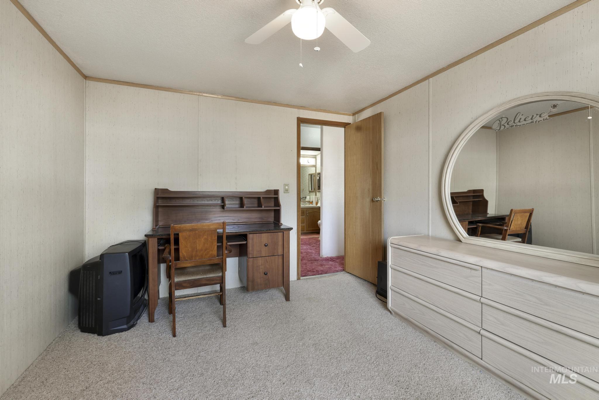 192 W Caswell Property Photo 15