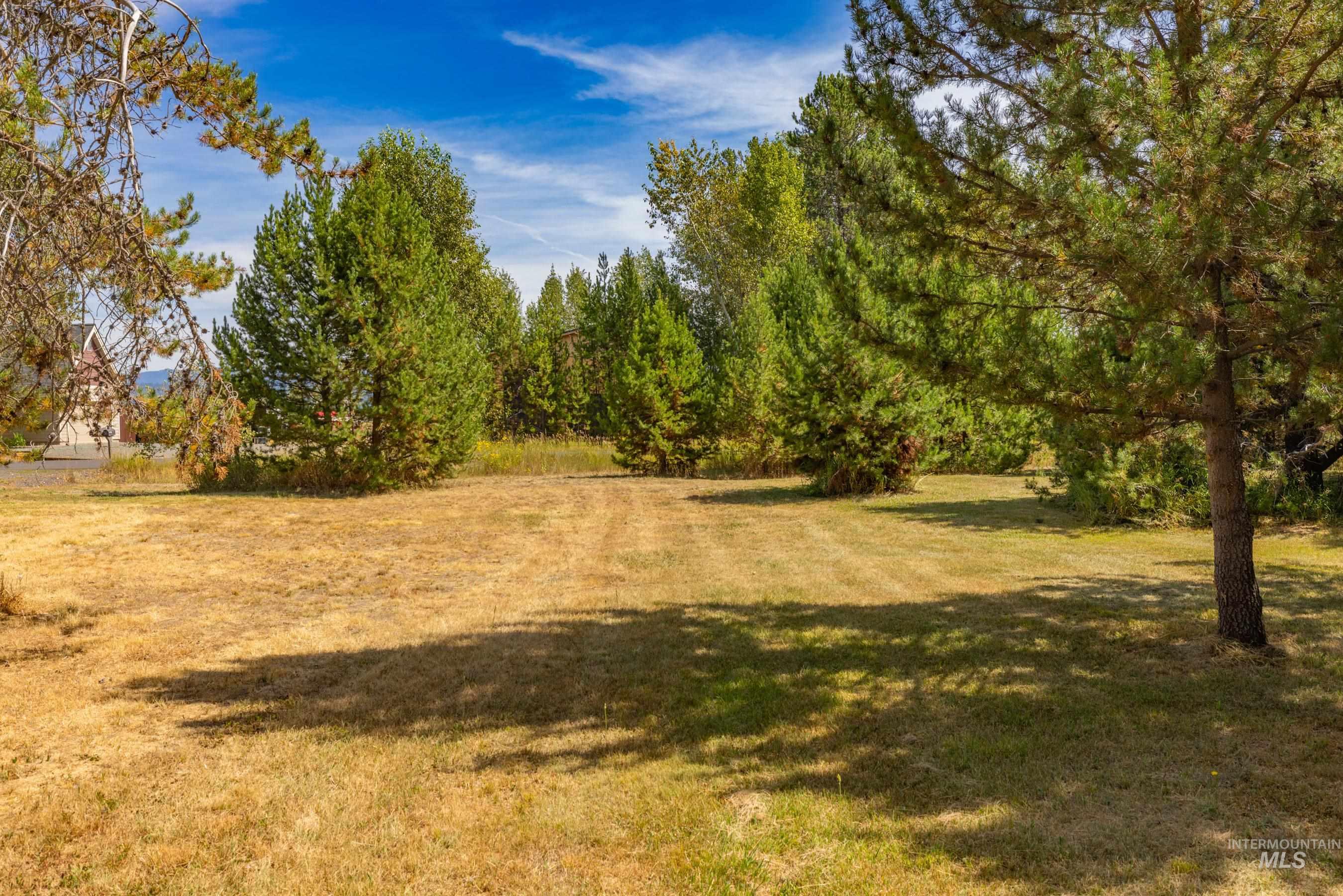 12917 Spring Valley Road Property Photo 1
