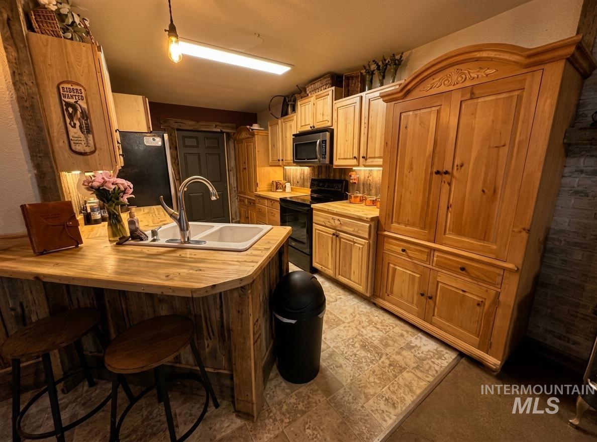 1445 Heartland Lane Property Photo 13