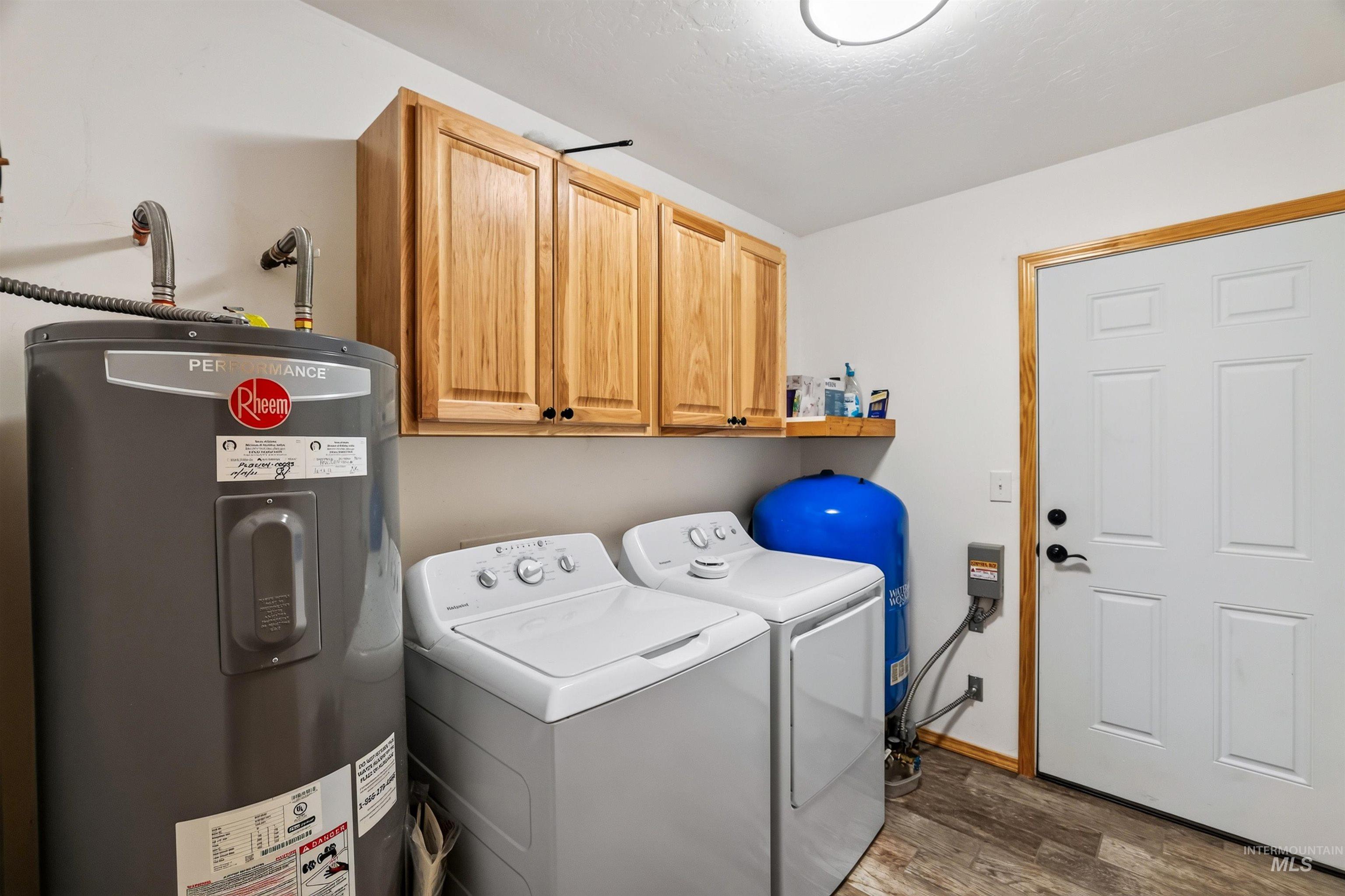 4025 Little Salmon Ct Property Photo 31