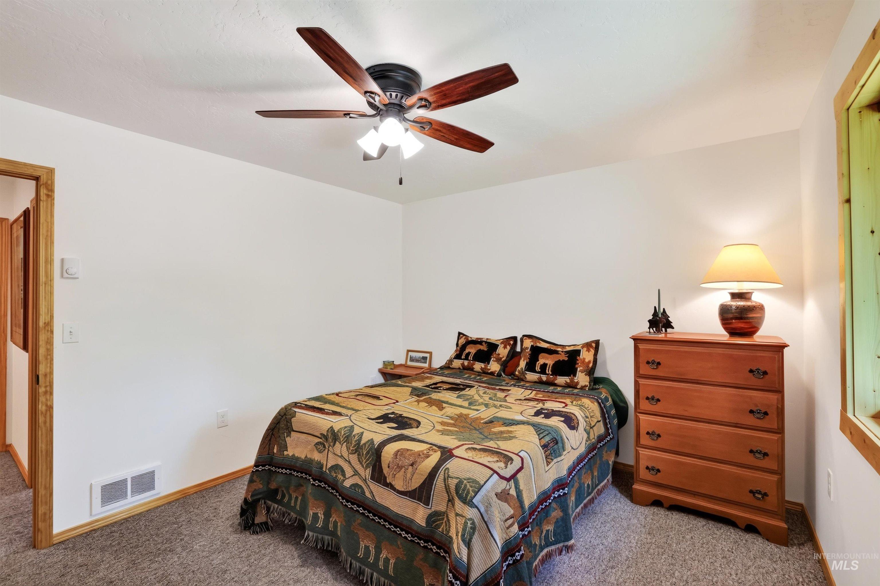 4025 Little Salmon Ct Property Photo 33