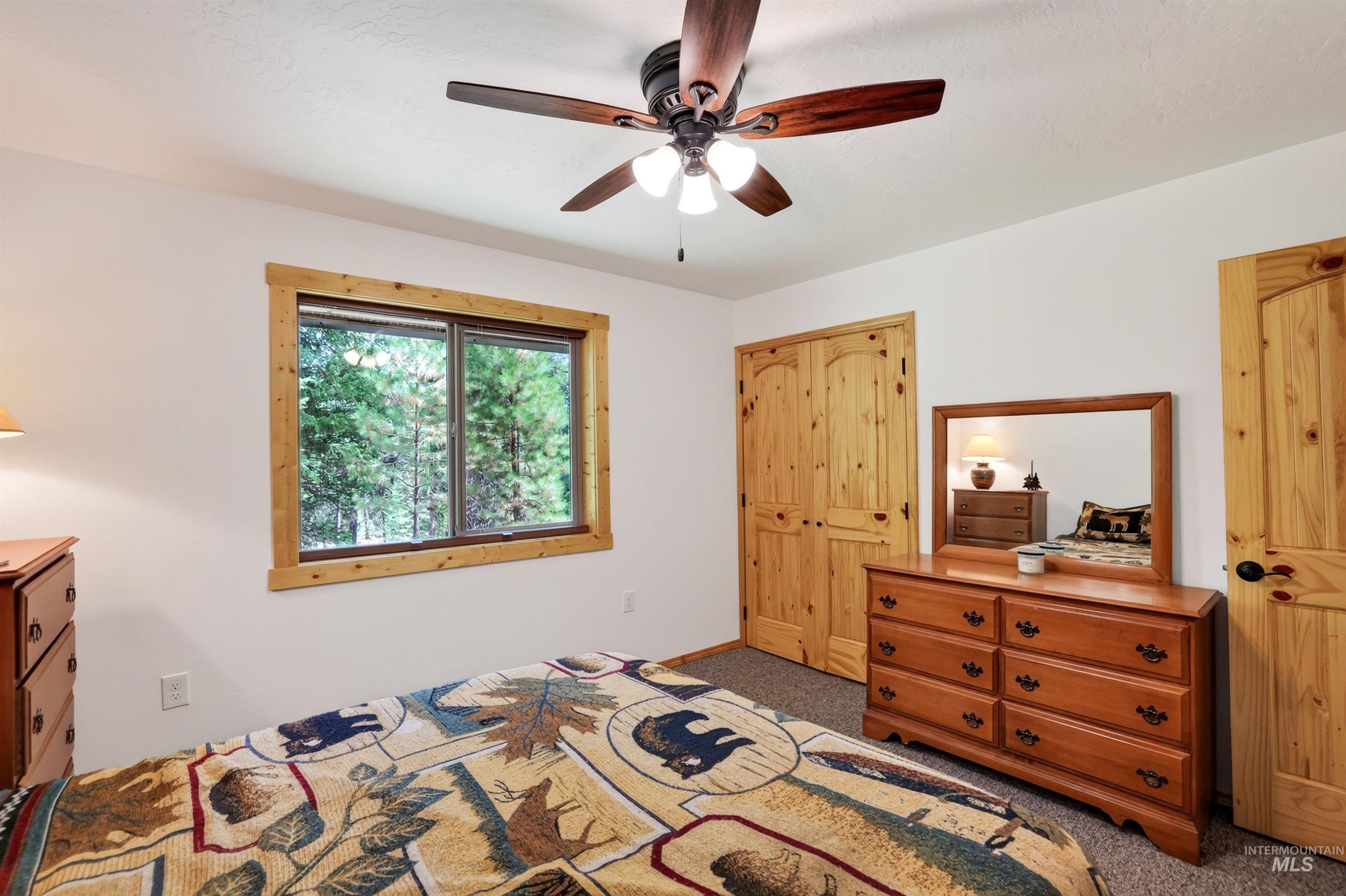 4025 Little Salmon Ct Property Photo 34