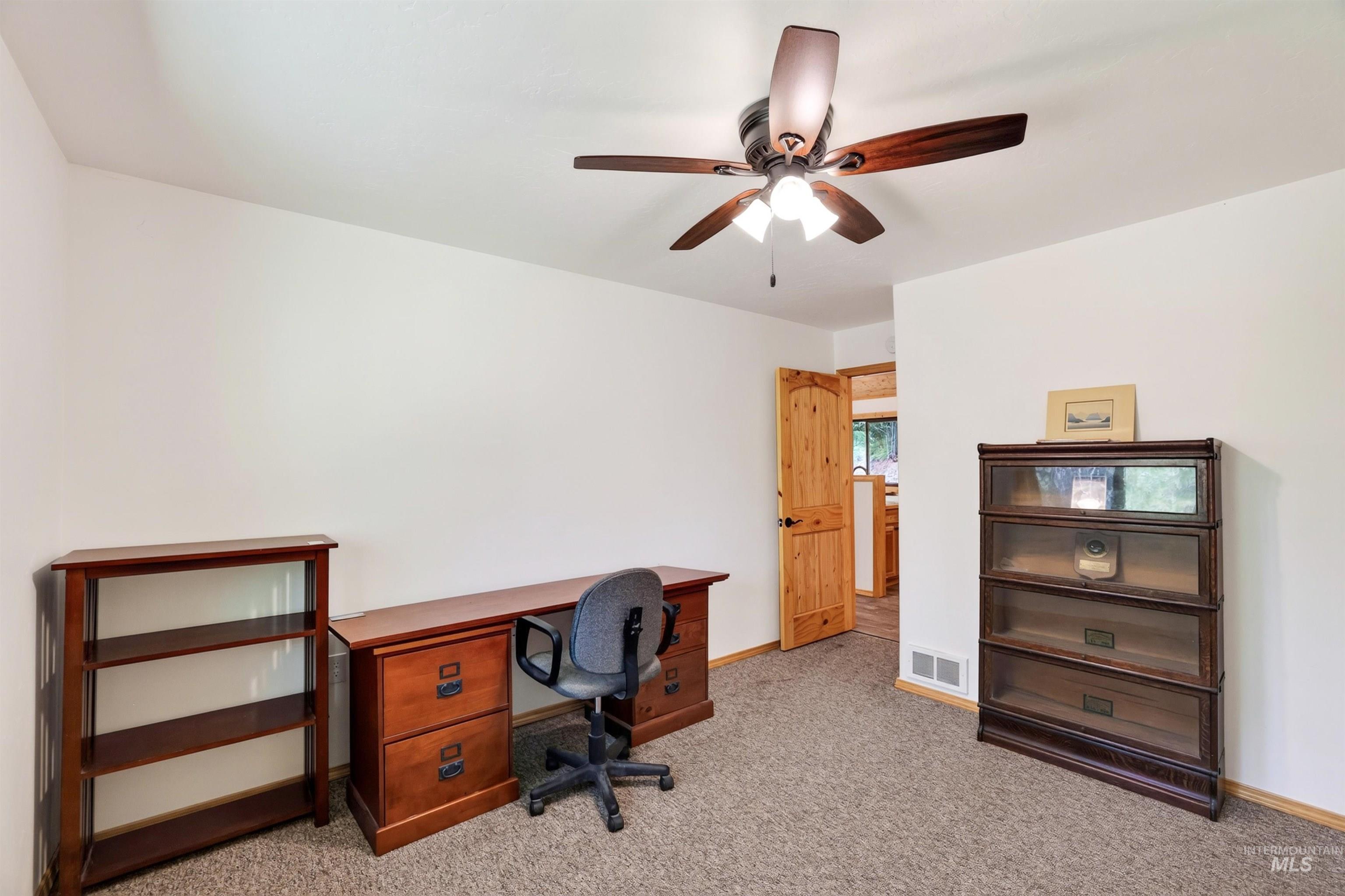 4025 Little Salmon Ct Property Photo 37