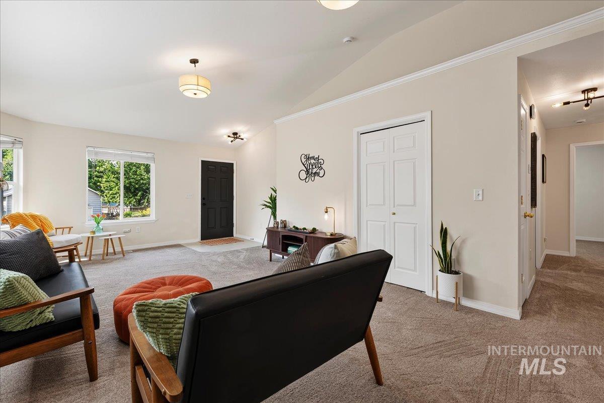 2356 W Hill Road Property Photo 6
