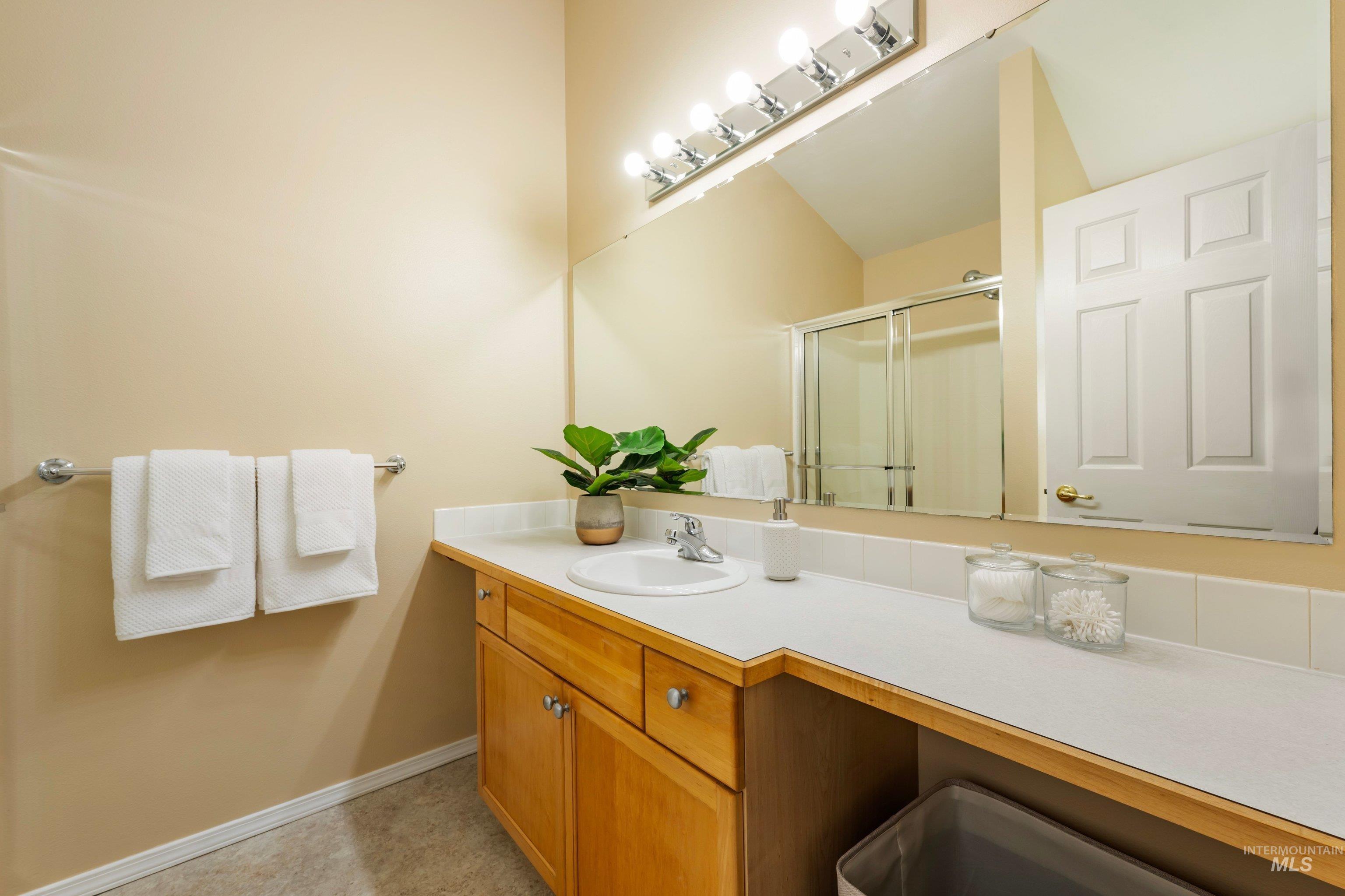 5058 Partagas Ave Property Photo 15