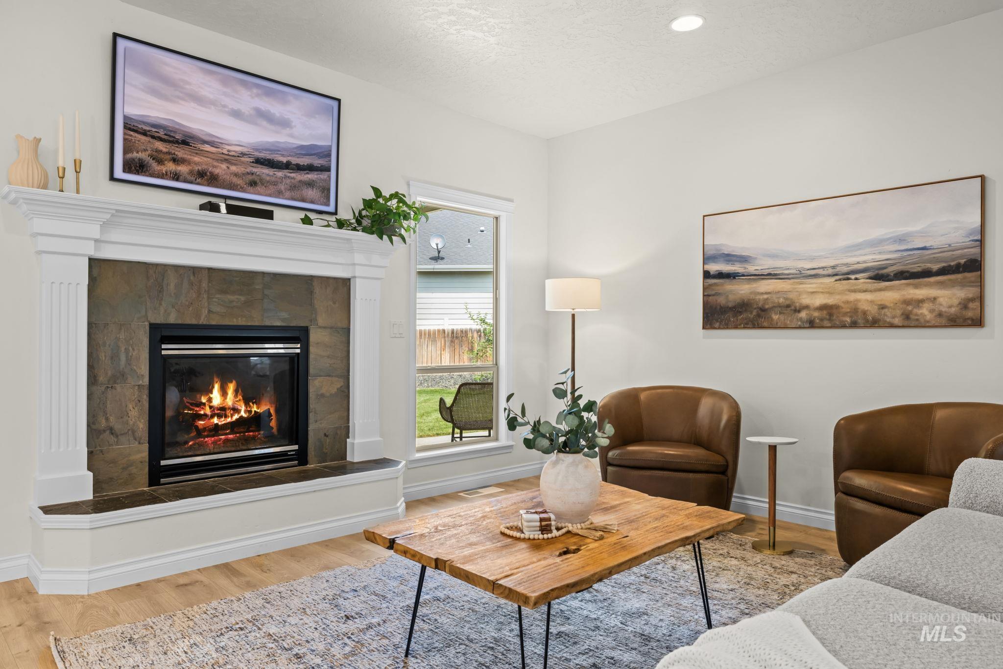 2818 E Shadowview Property Photo 10