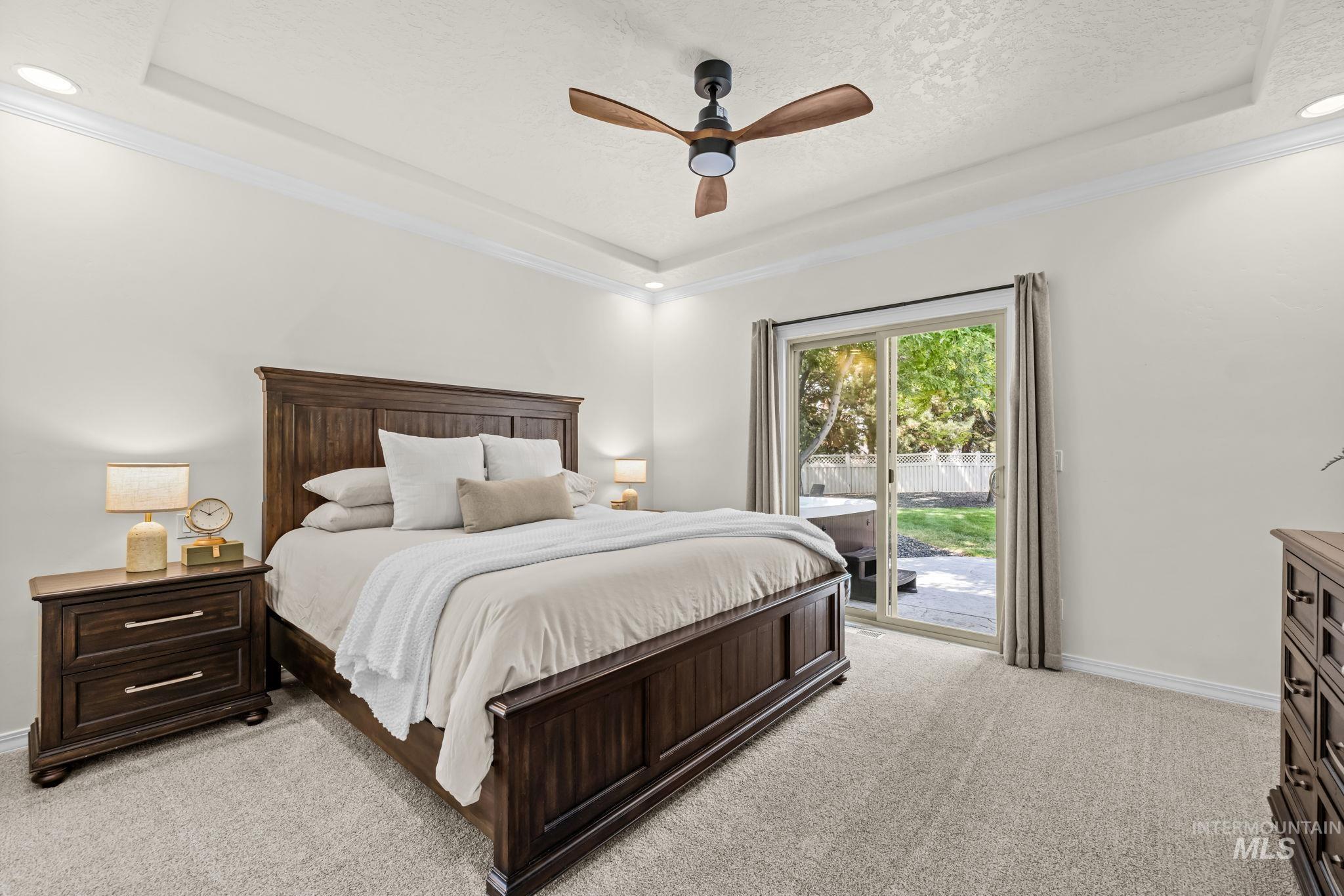 2818 E Shadowview Property Photo 19