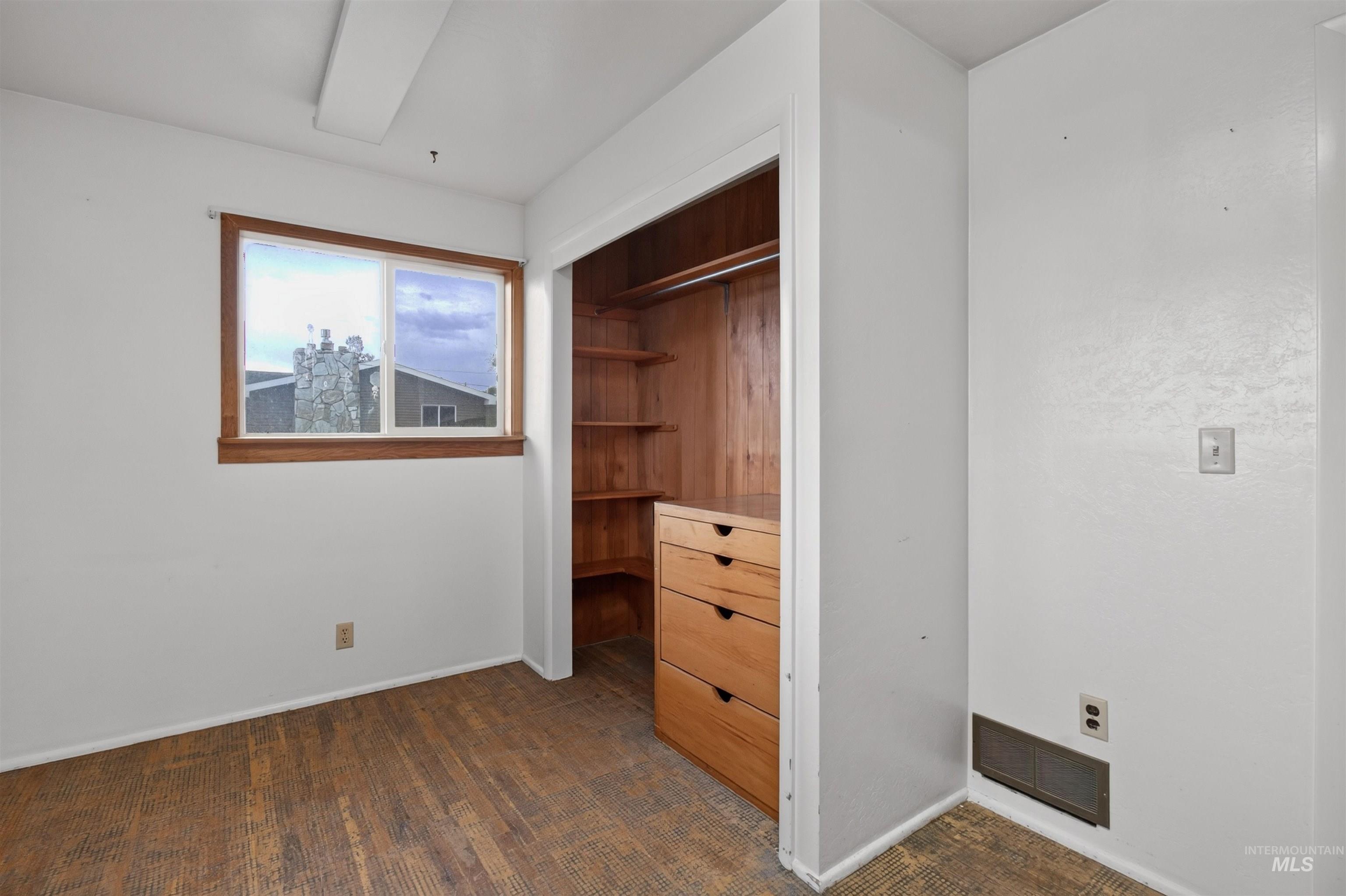 1741 21st St Property Photo 24