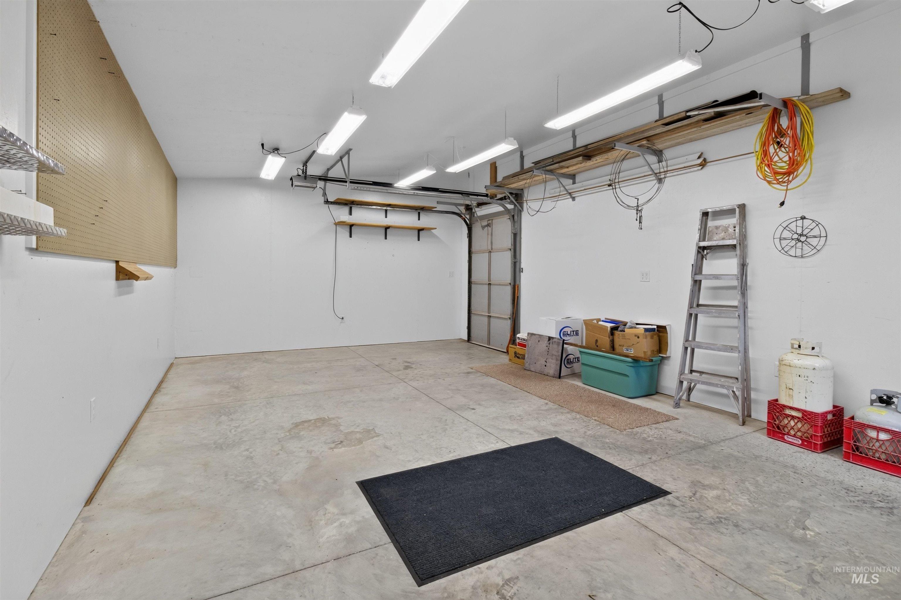 1741 21st St Property Photo 46