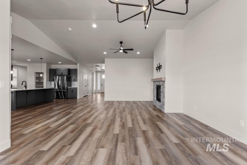 424 October Sky St Property Photo 11