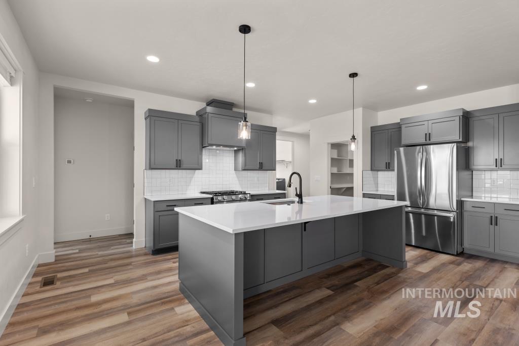 424 October Sky St Property Photo 18