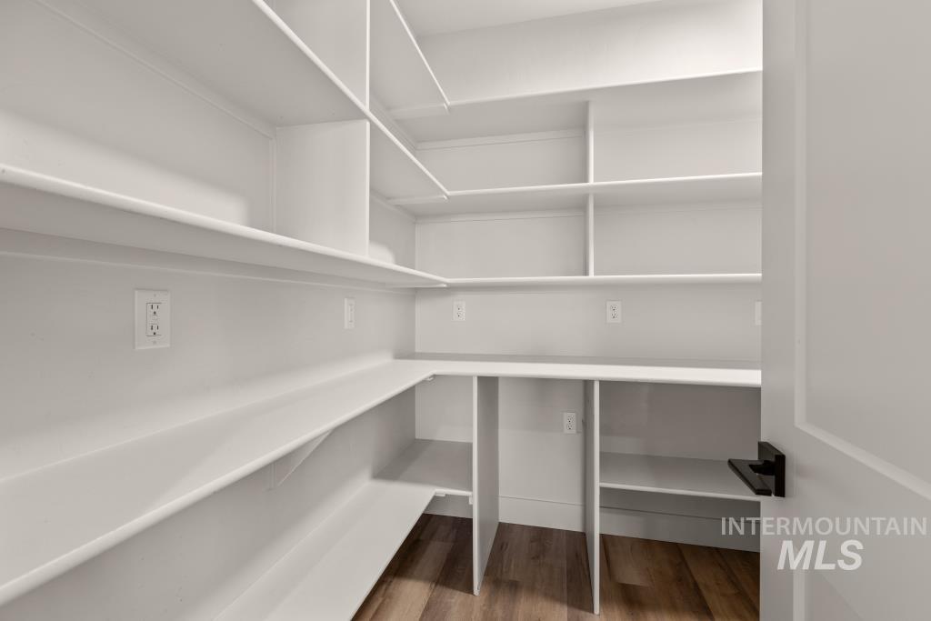 424 October Sky St Property Photo 22