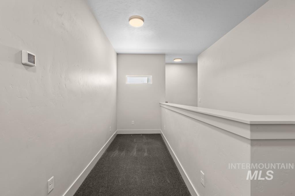 424 October Sky St Property Photo 37