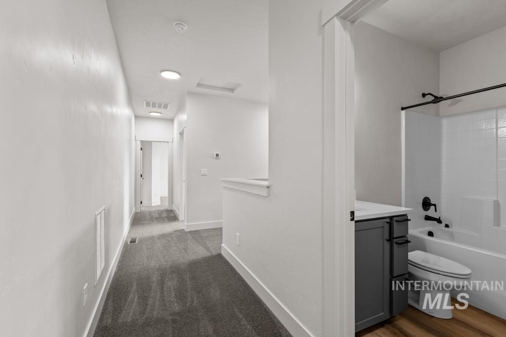 424 October Sky St Property Photo 38