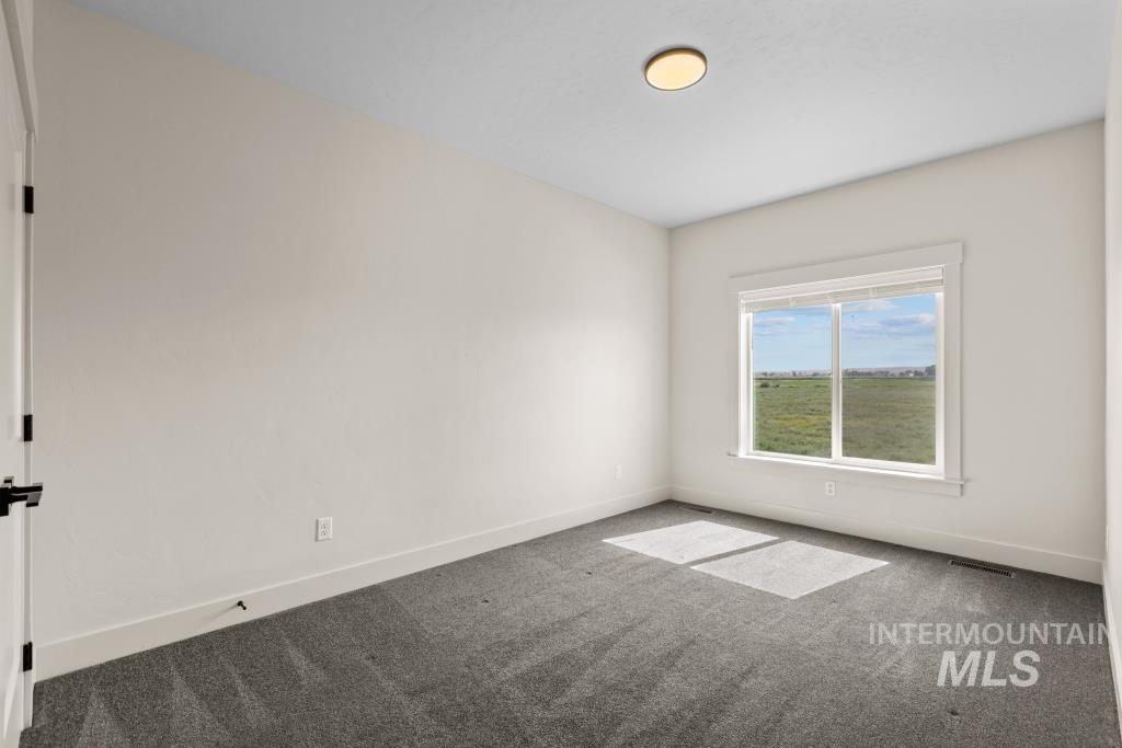 424 October Sky St Property Photo 43