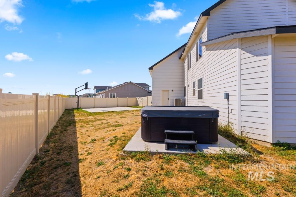 424 October Sky St Property Photo 47
