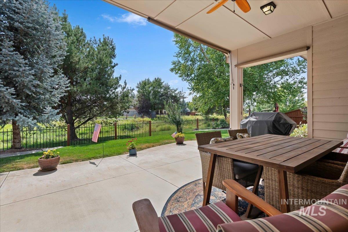 10165 W Purple Ash Dr. Property Photo 14
