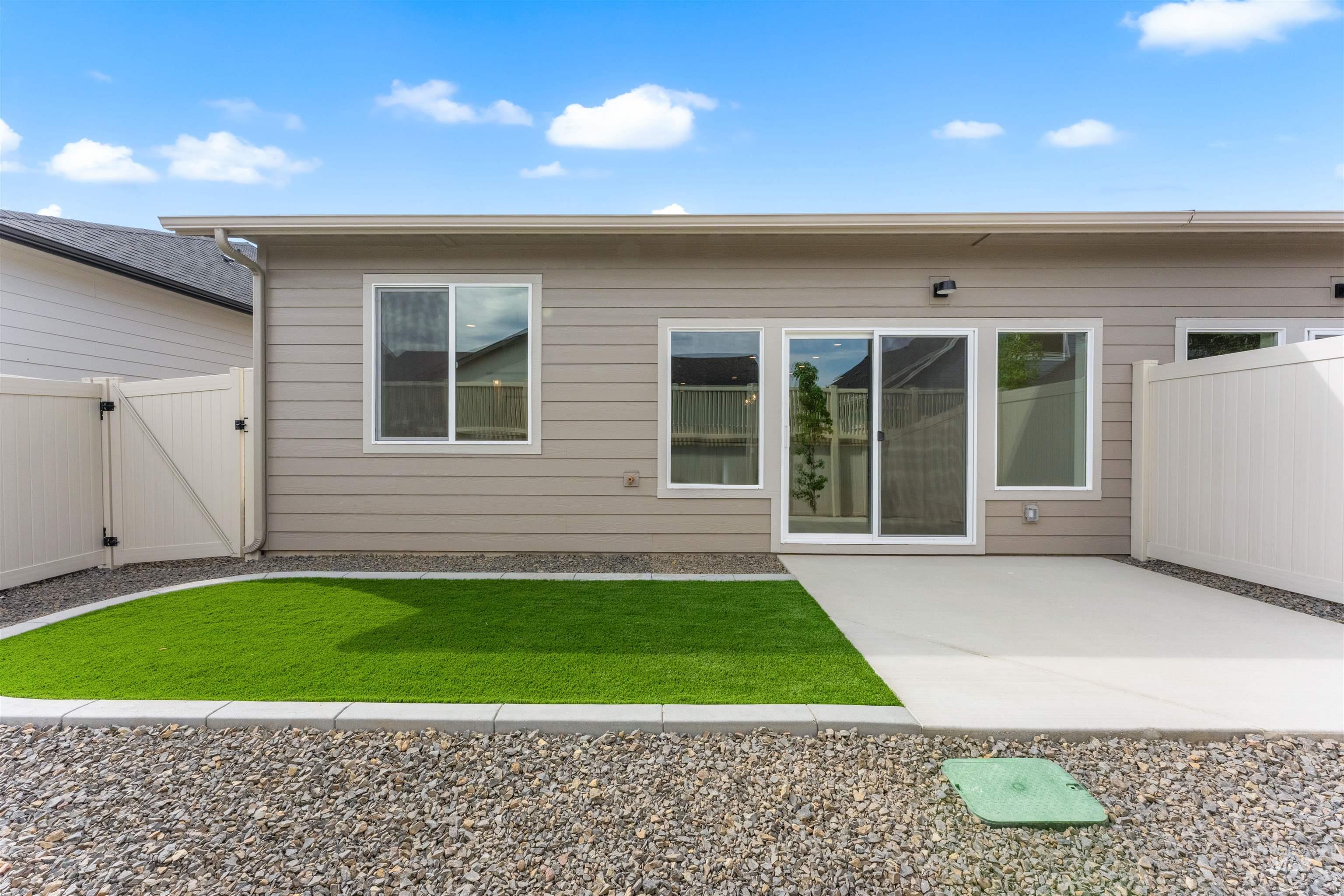 11896 W Joslyn Lane Property Photo 15