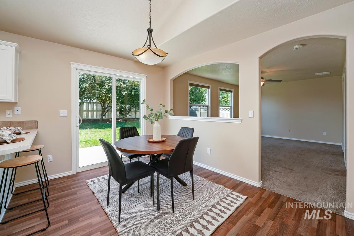 5285 N Arezzo Ave Property Photo 9