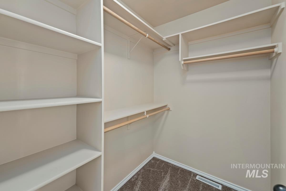 5285 N Arezzo Ave Property Photo 15