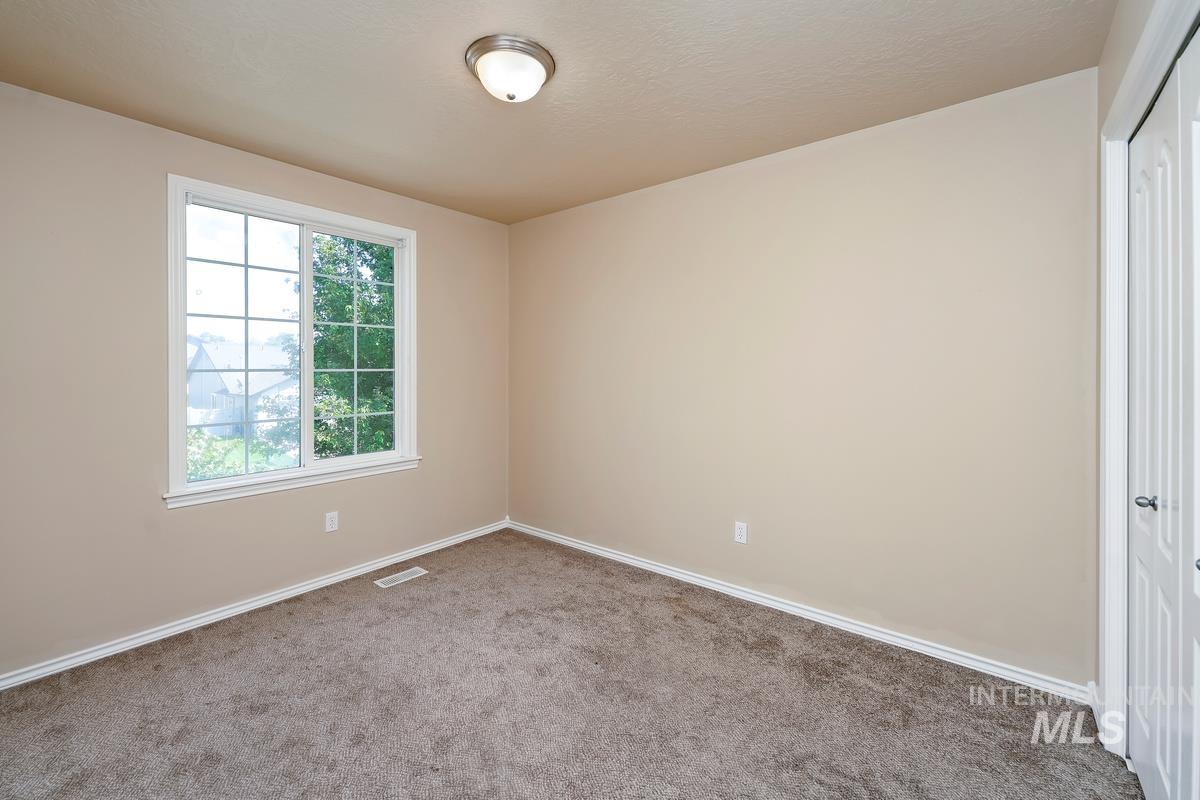 5285 N Arezzo Ave Property Photo 17