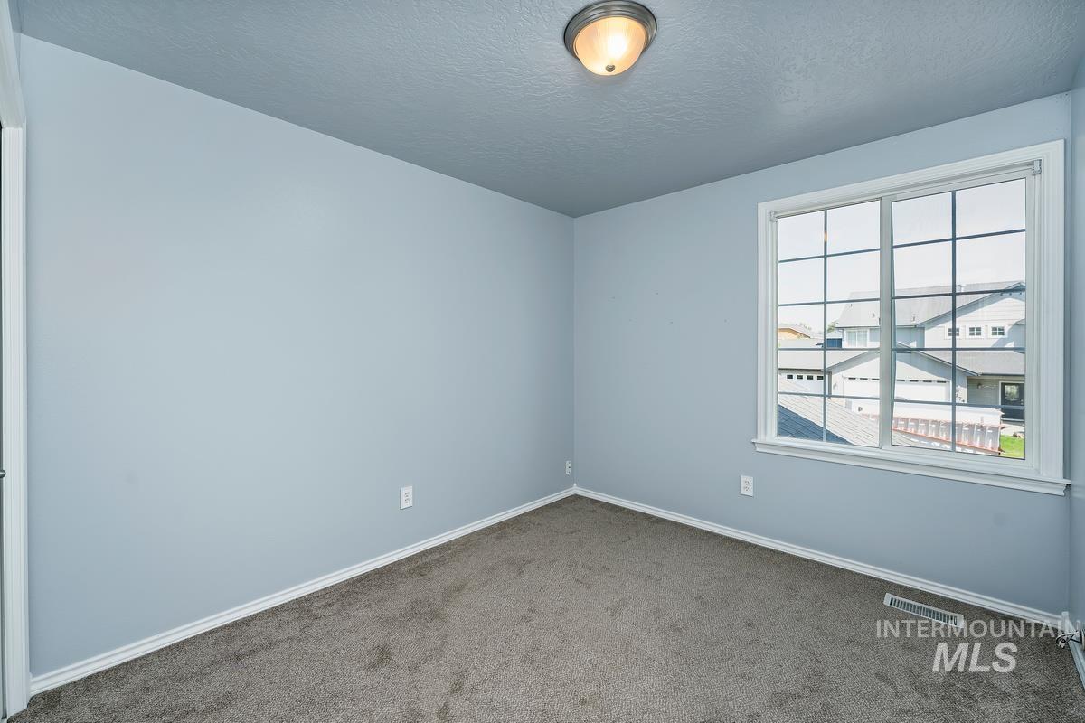 5285 N Arezzo Ave Property Photo 19