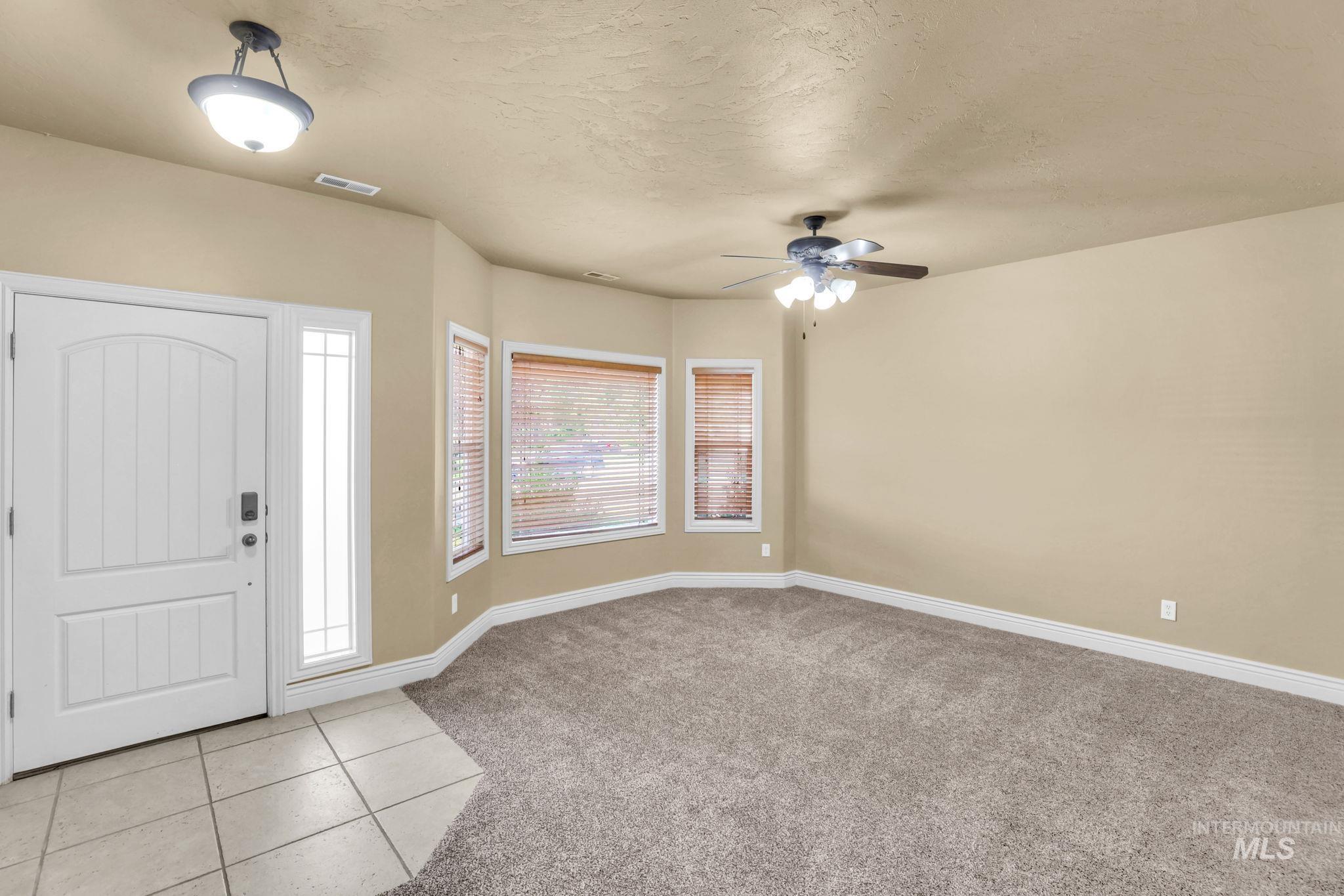 9585 W Canford Dr Property Photo 4