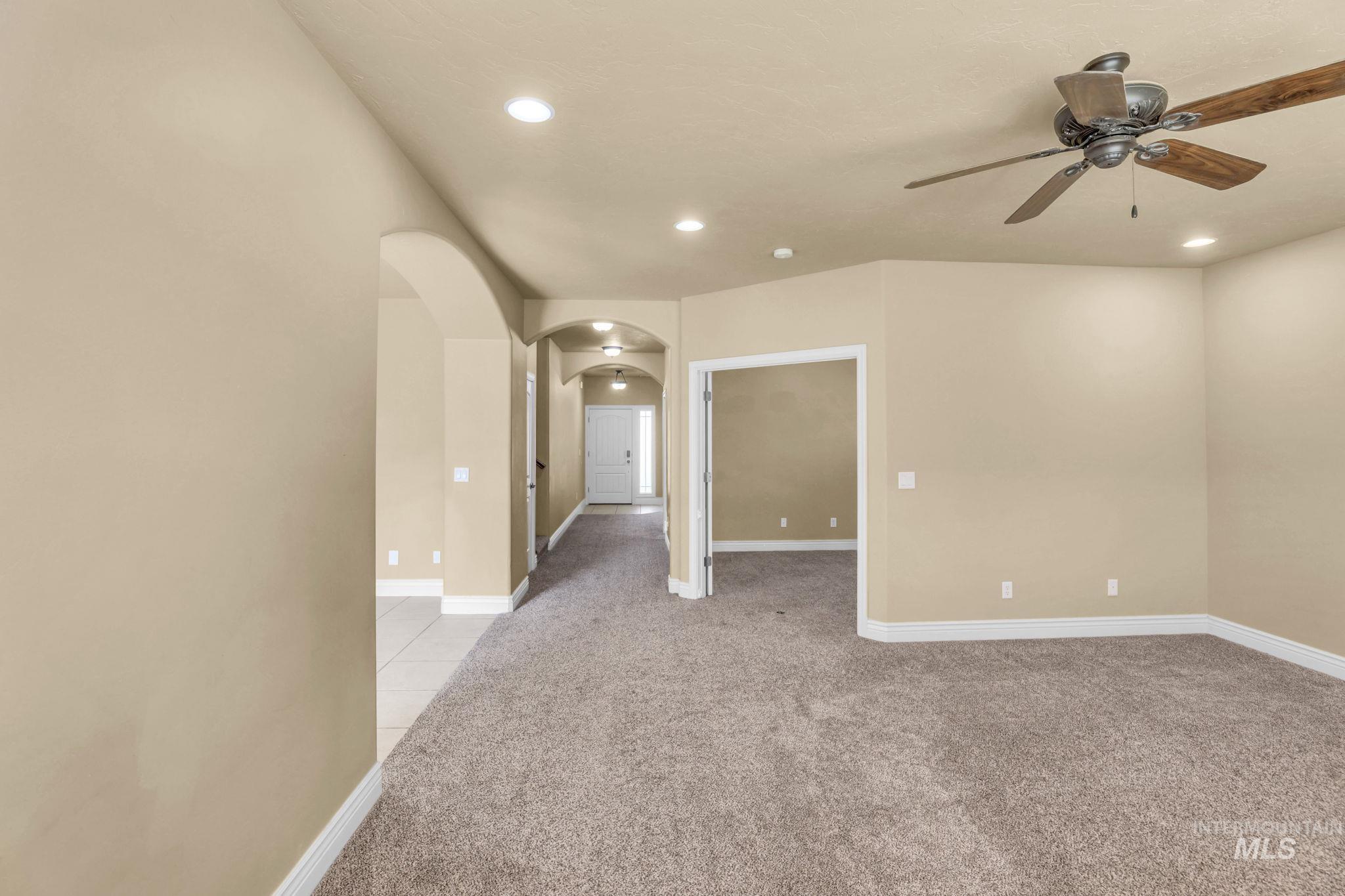 9585 W Canford Dr Property Photo 10