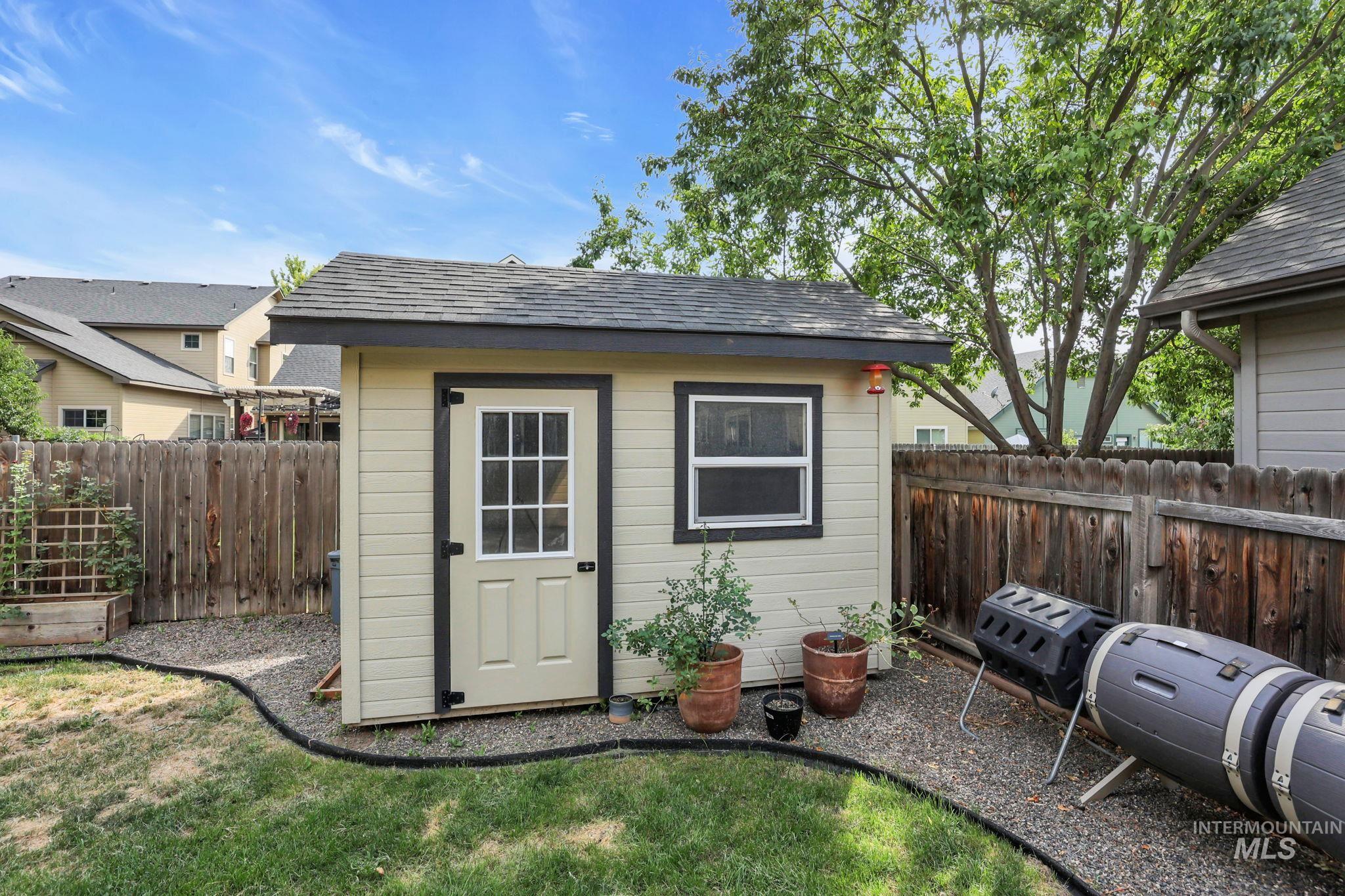 9585 W Canford Dr Property Photo 40