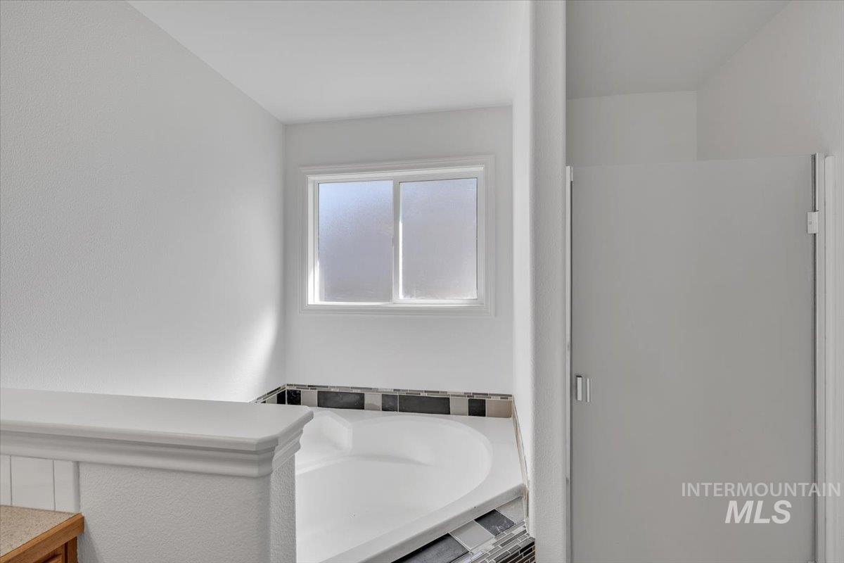 3812 Stonehedge Way Property Photo 15