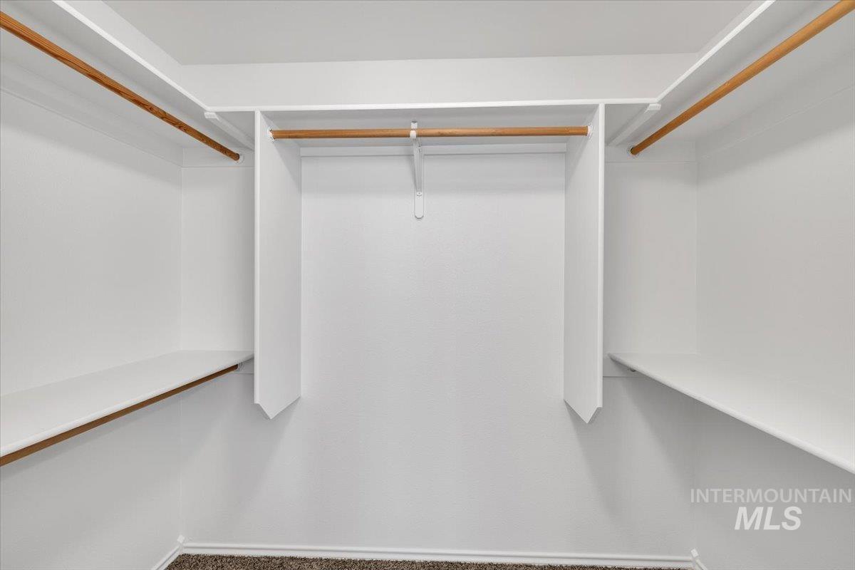 3812 Stonehedge Way Property Photo 16