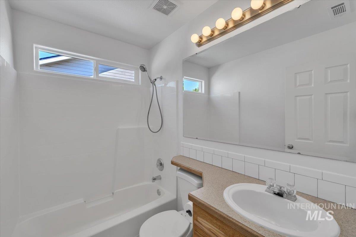 3812 Stonehedge Way Property Photo 19