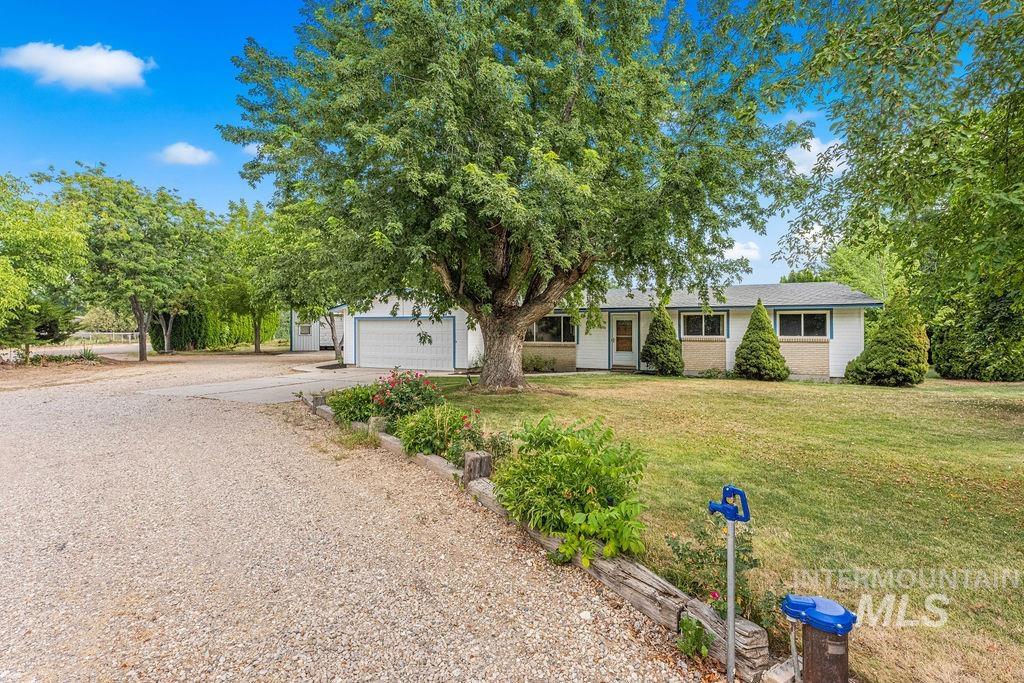 10950 W Netherland Drive Property Photo 2
