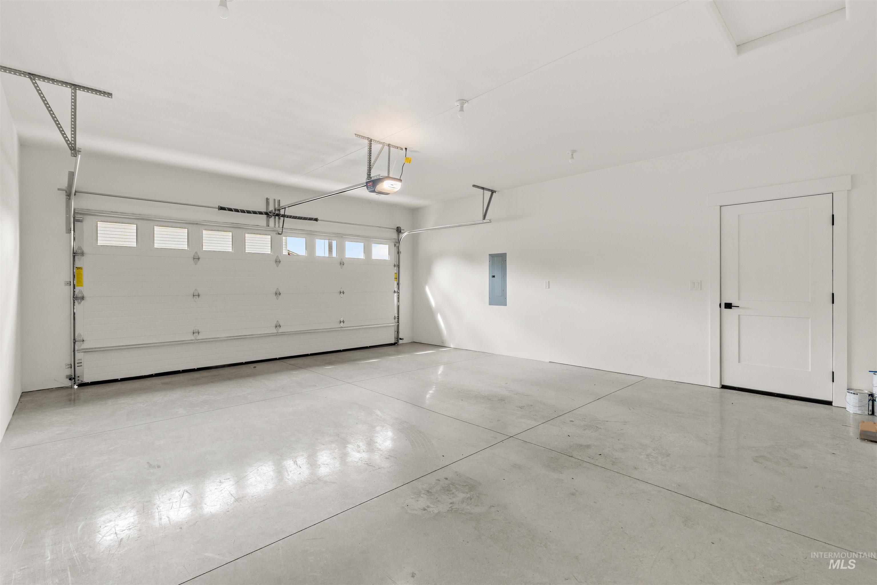 1304 9th Avenue Property Photo 33
