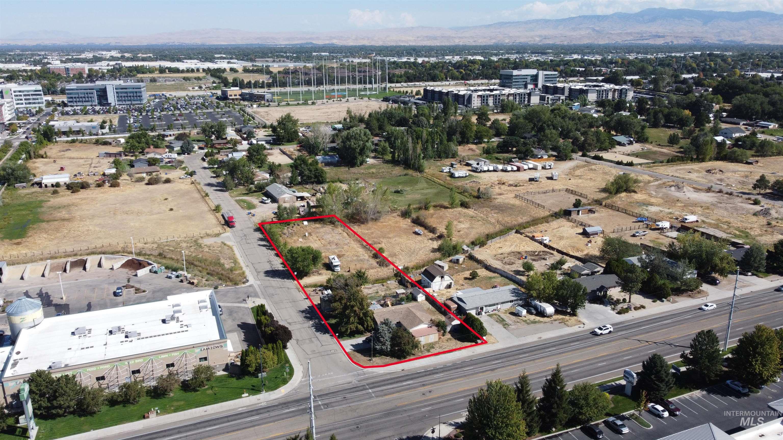 1550 S Jade Property Photo 2