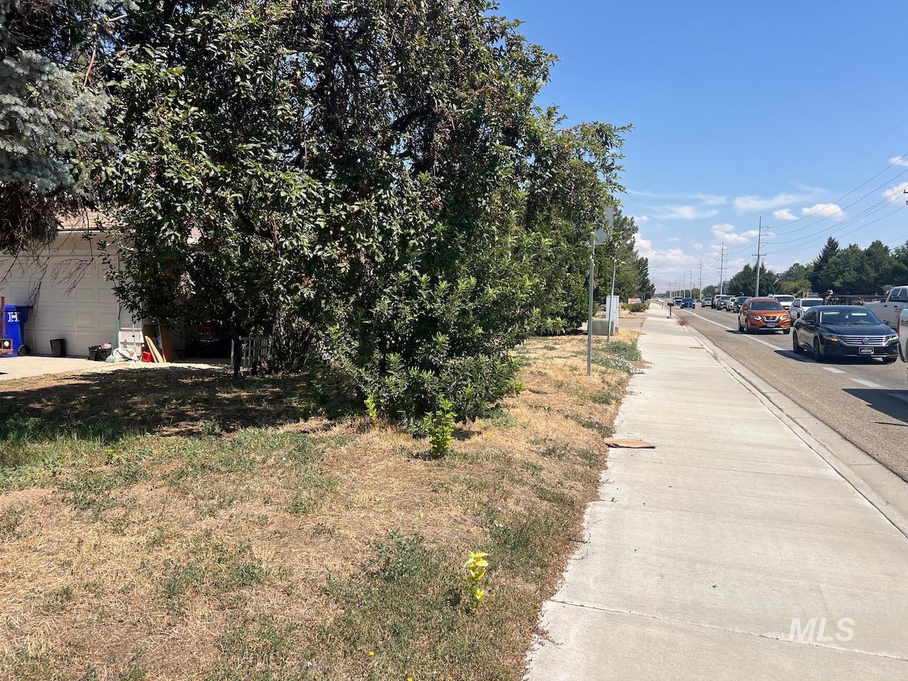 1550 S Jade Property Photo 11