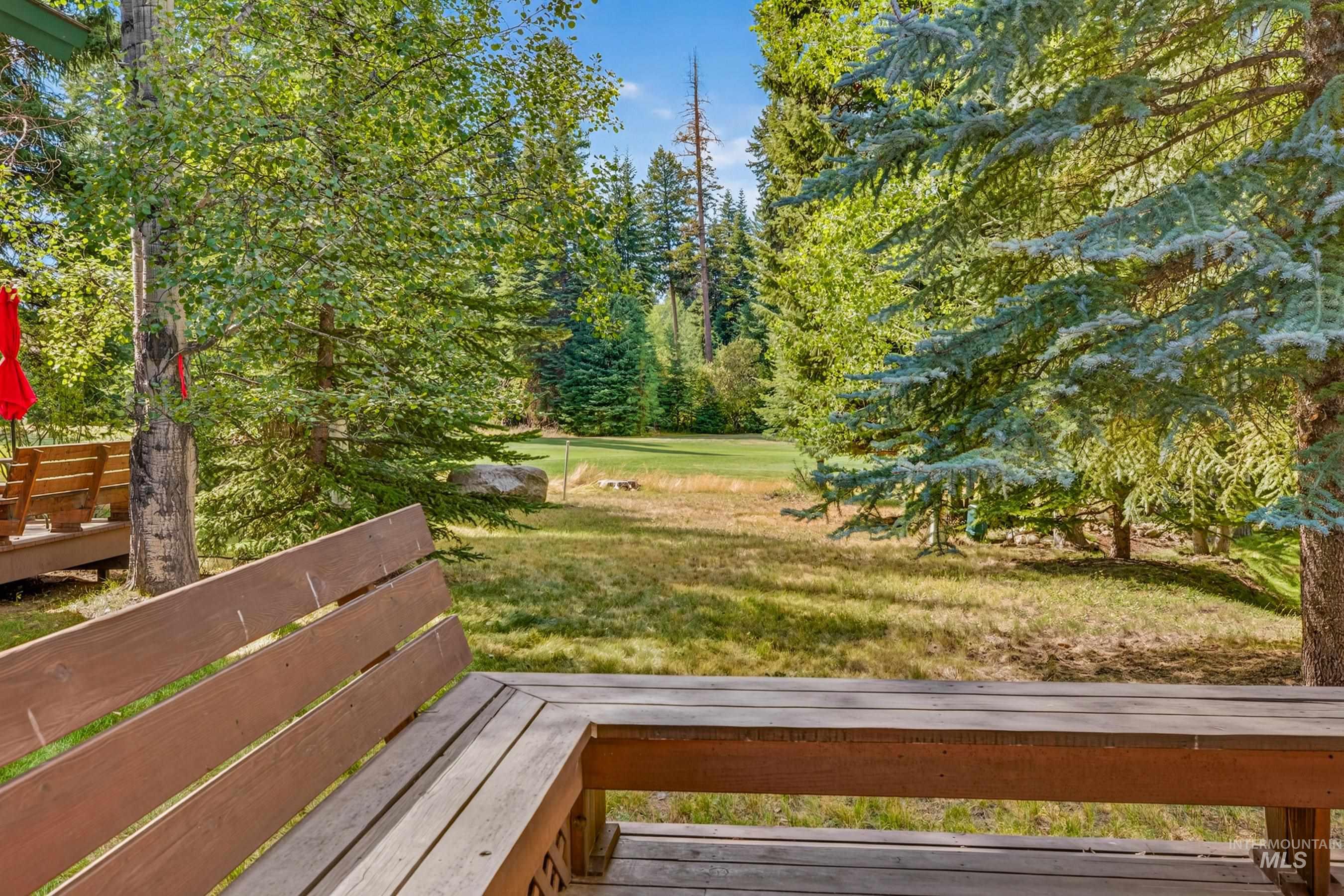 925 Cottage Court Property Photo 36
