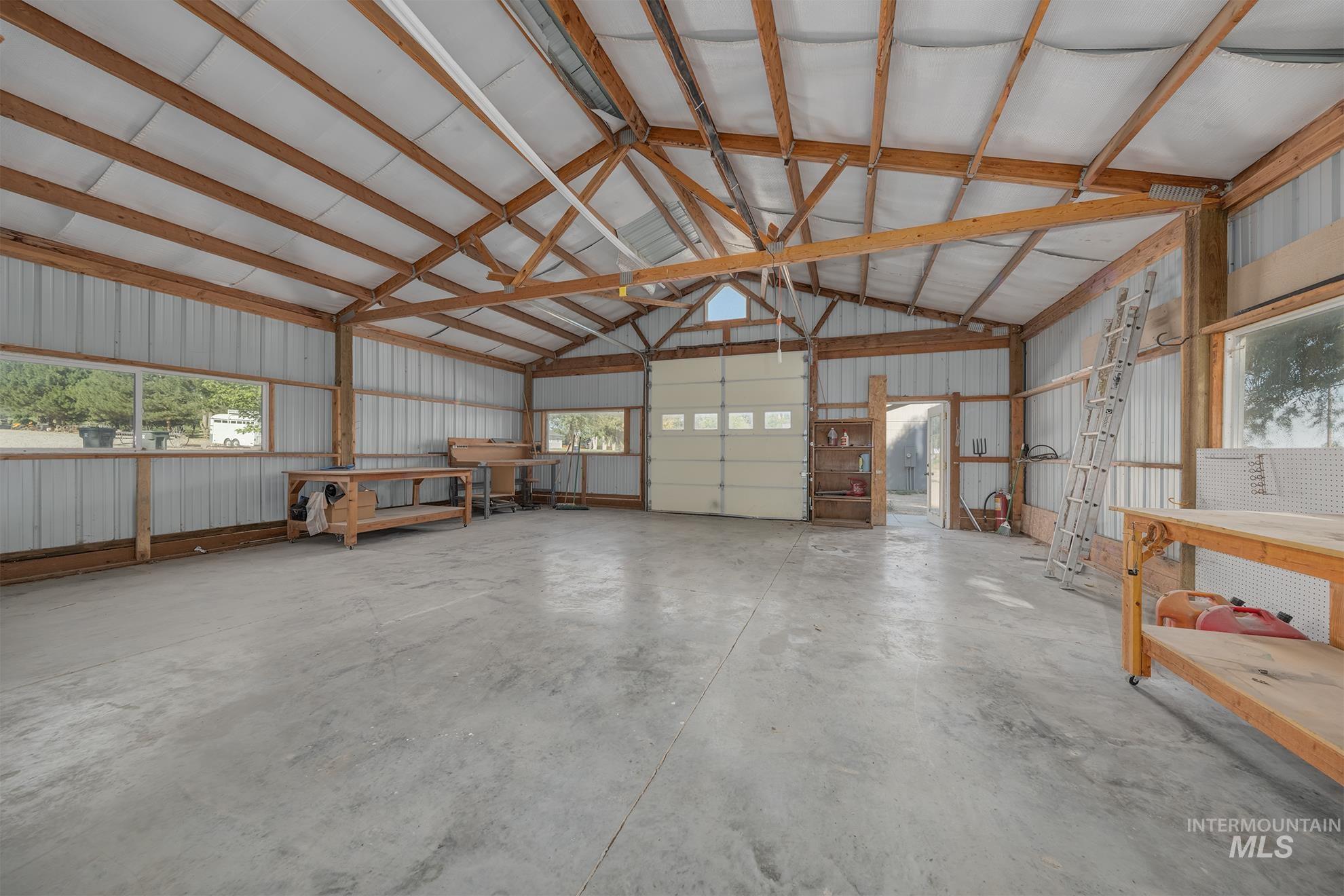 2377 Lower Pond Ln Property Photo 31