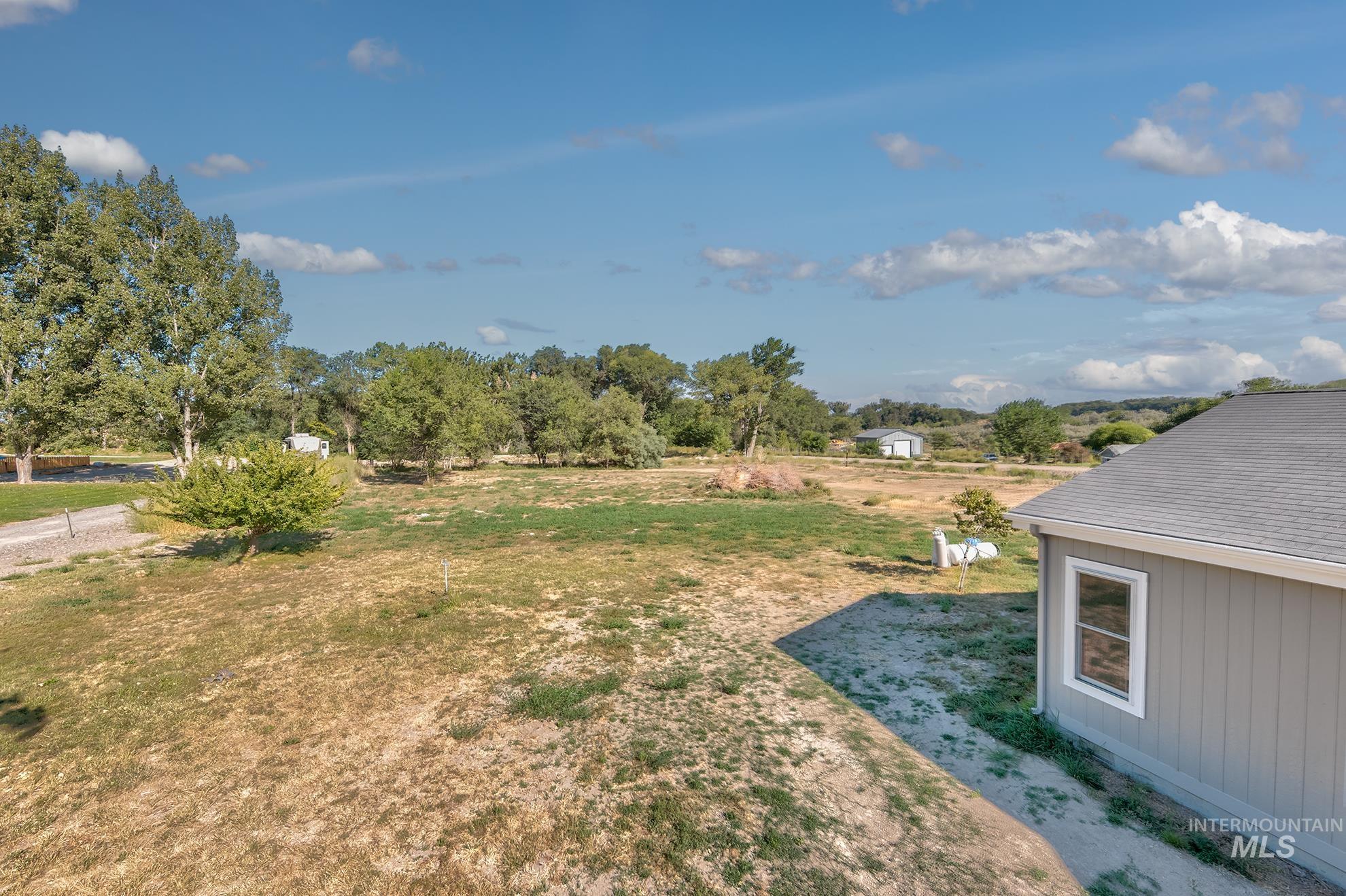 2377 Lower Pond Ln Property Photo 35