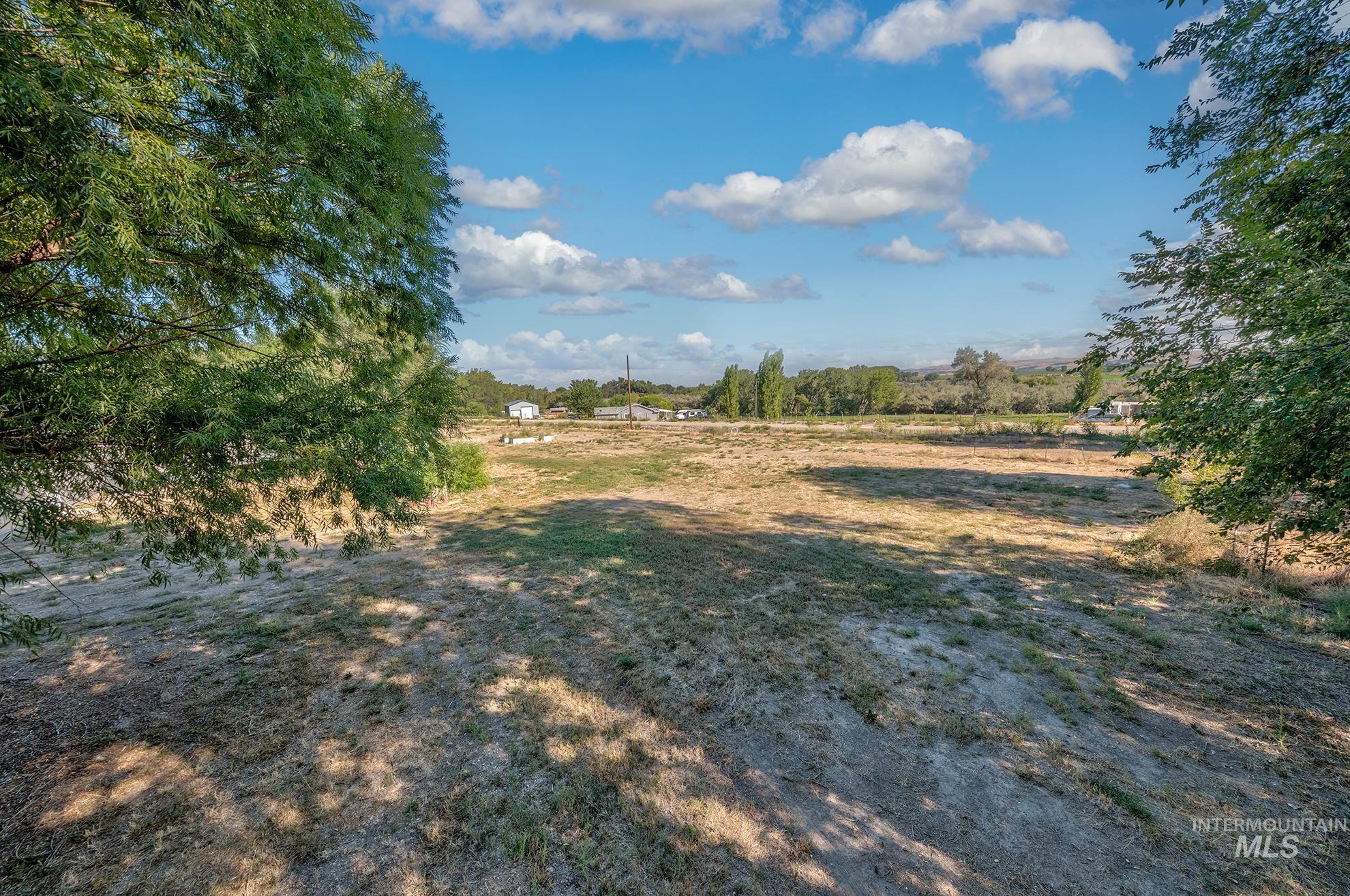 2377 Lower Pond Ln Property Photo 37