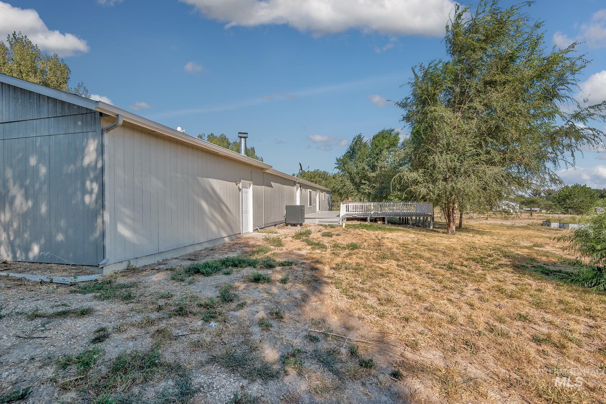2377 Lower Pond Ln Property Photo 39