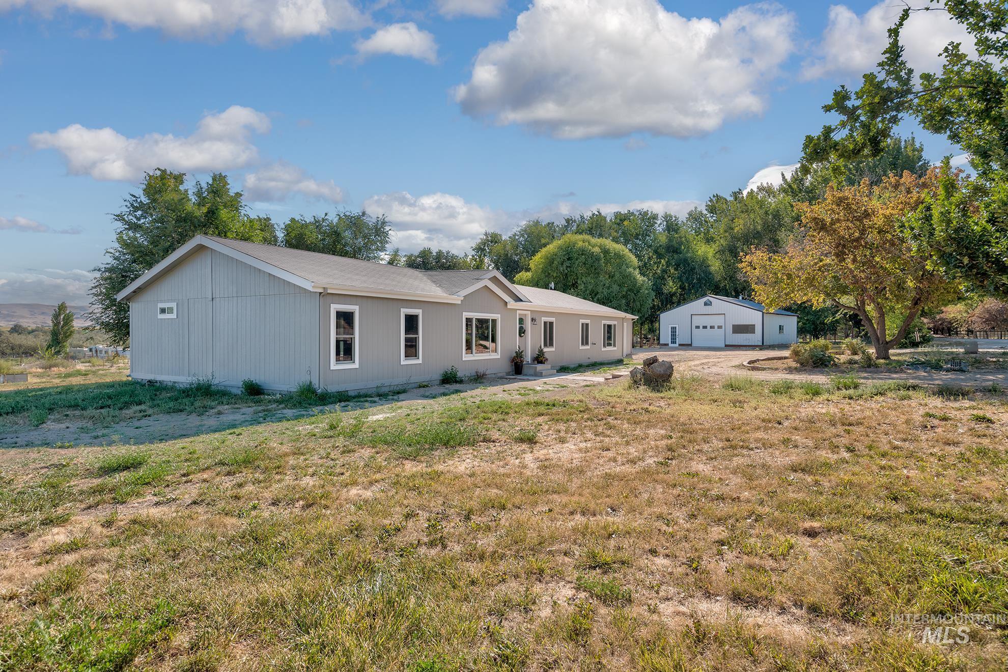 2377 Lower Pond Ln Property Photo 40
