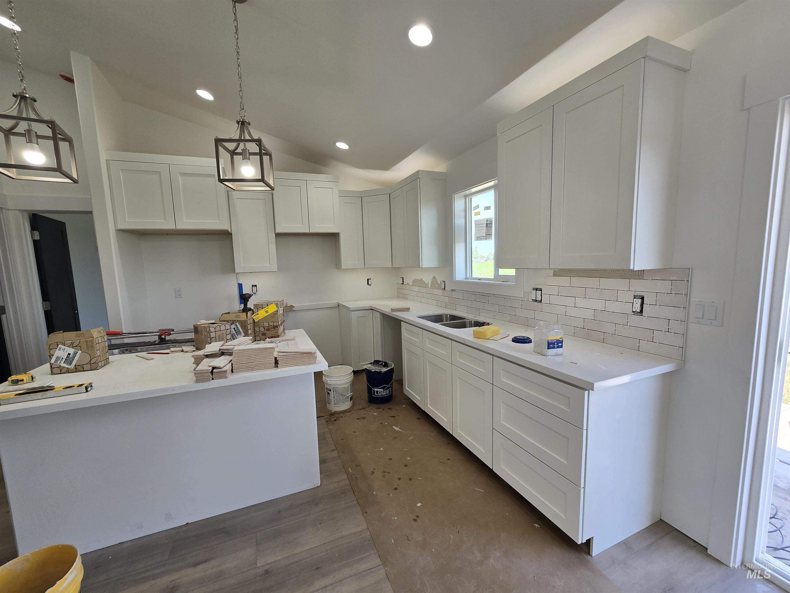 3161 Scorpio Lane Property Photo 5