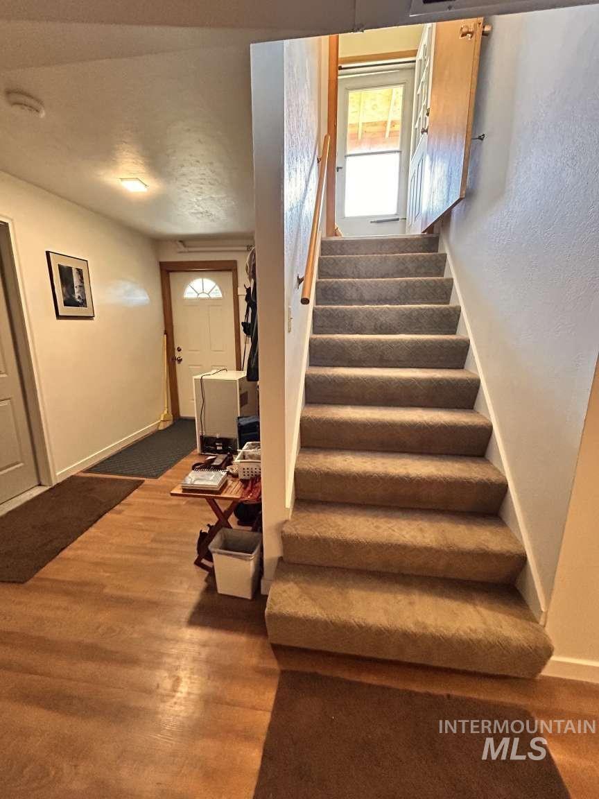 105 N Pine St Property Photo 23